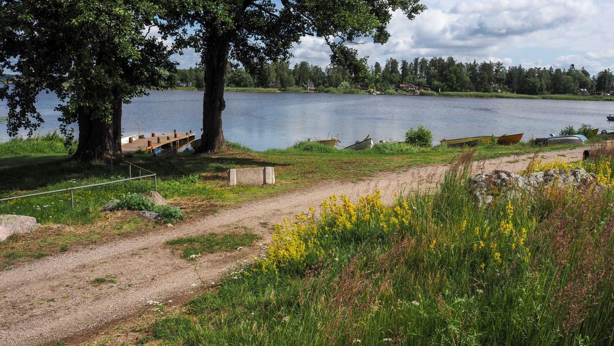 Komplett Laegenhet Med Sjoeutsikt Malmon Exteriér fotografie